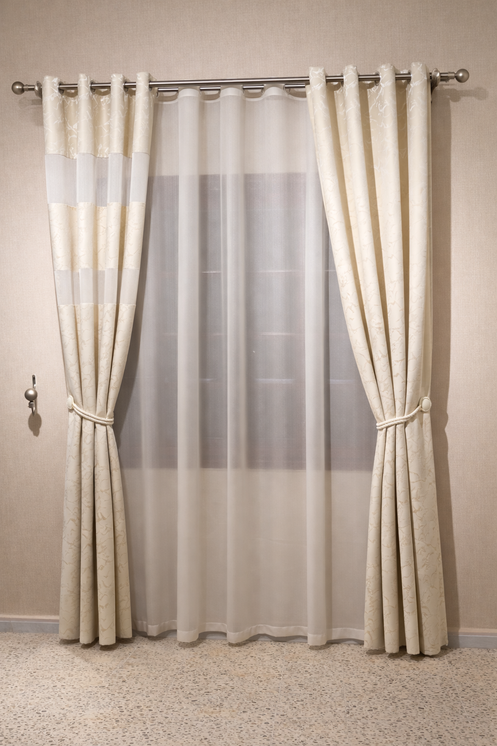 rideaux et cache-rideau coupé (3 pièces)